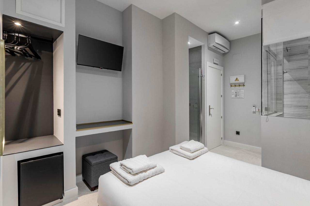 Emba Room Мадрид Екстериор снимка